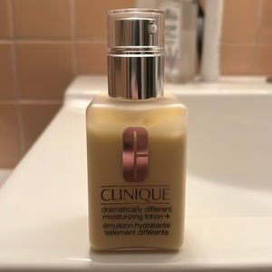 Clinique dramatically different moisturizing lotion +